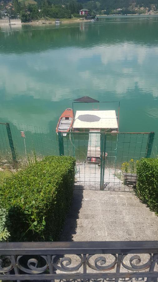 Lake House Novi Pazar Extérieur photo