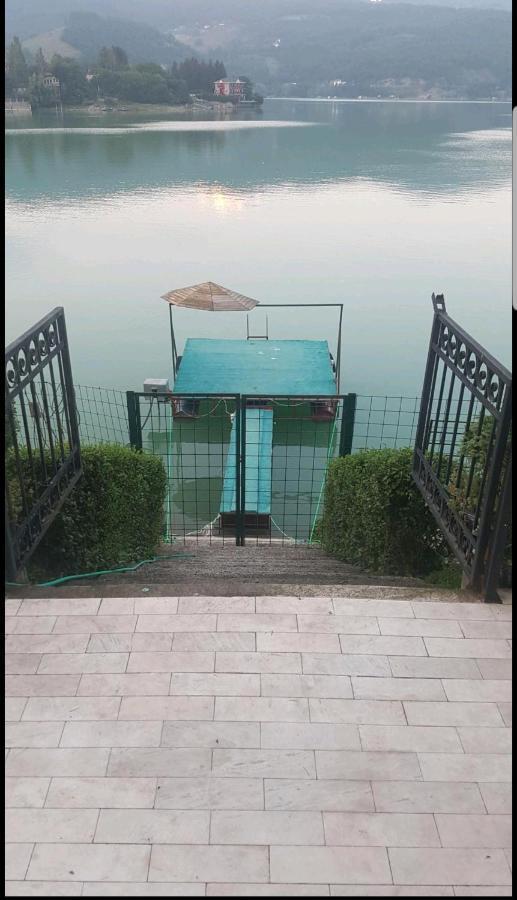 Lake House Novi Pazar Extérieur photo